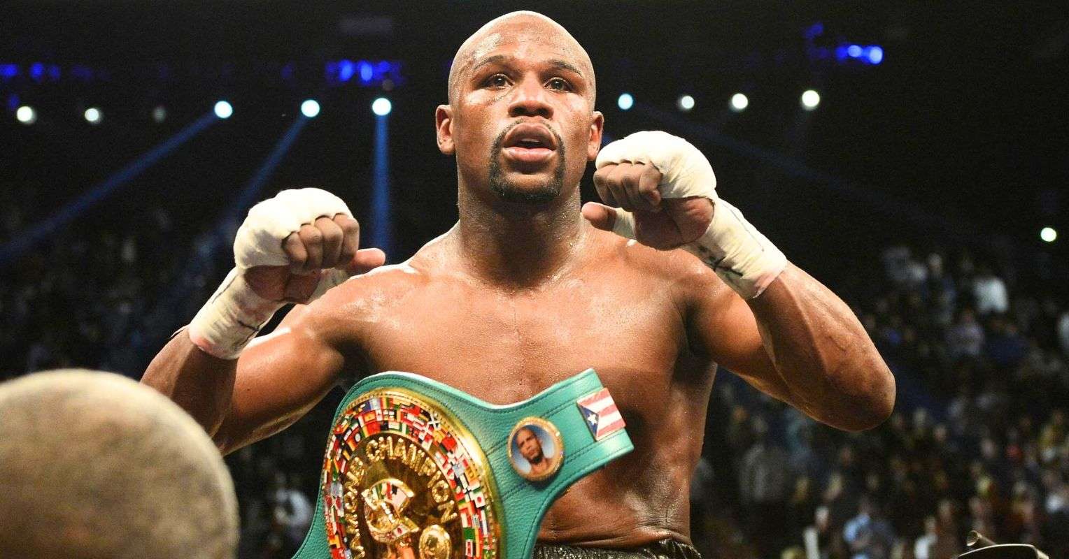 Floyd Mayweather Didn’t Hesitate To Name The Greatest Fighter Of All Time Excluding Himself