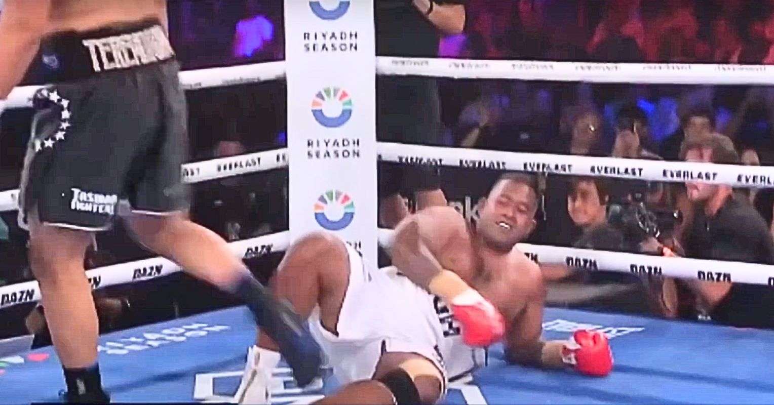 ‘Future Heavyweight Champion’ With 100% KO Rate Scores Yet Another 1st Round Stoppage
