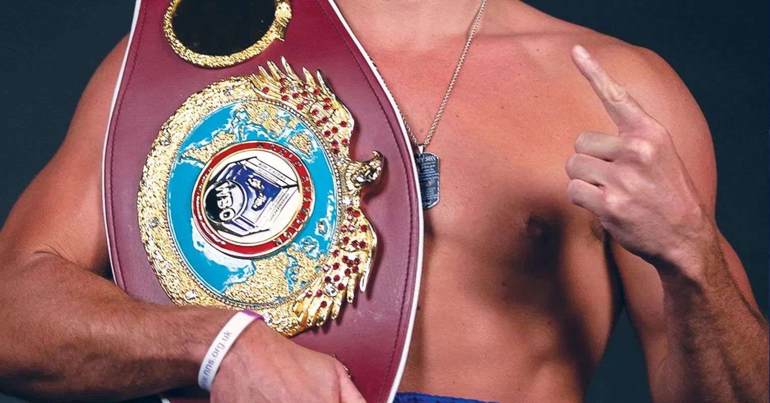 Former World Champion Announces He Will Return After Saying He Needs Boxing: “I Never Retired”