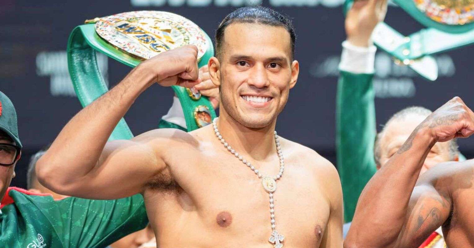 David Benavidez Names The Two Fighters In The Running For His First World Title Defence
