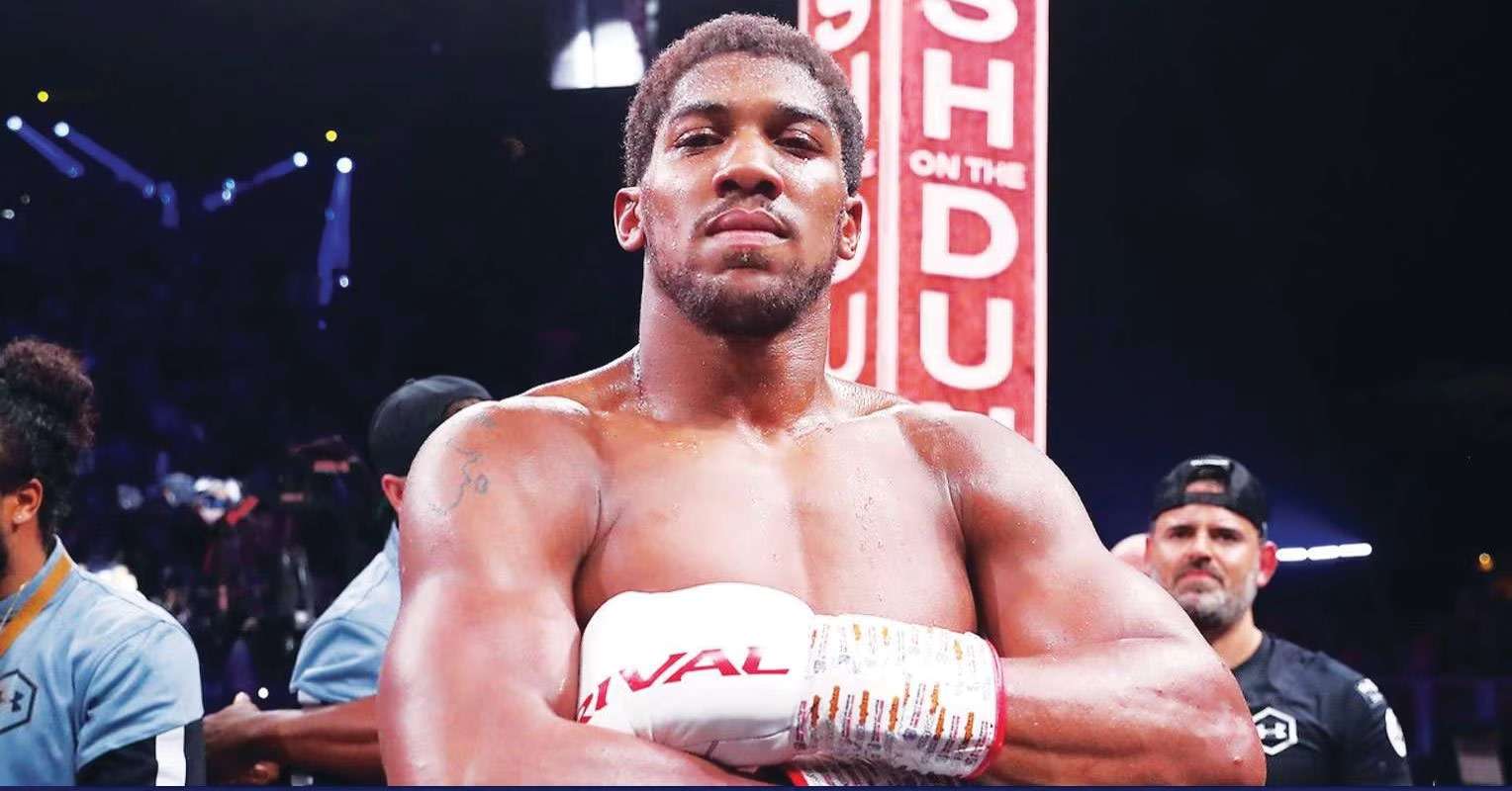 Anthony Joshua In Advanced Talks For ‘The Biggest Fight In Boxing’: “He Believes He Can Beat Him”